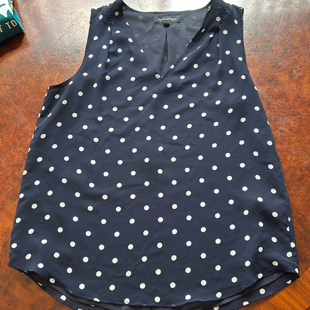 Cute polka dot top -